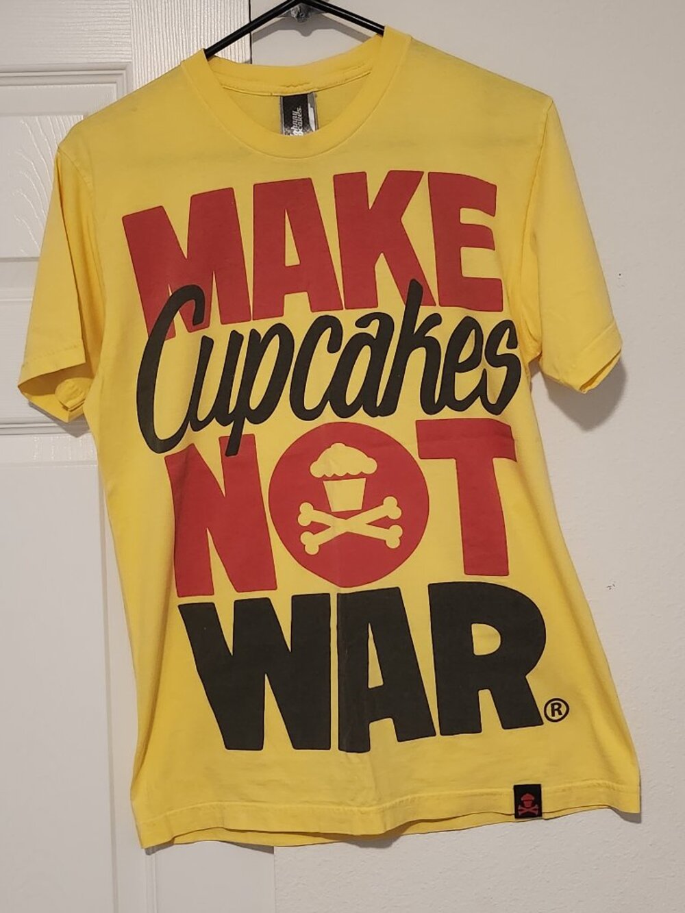 Rare Johnny Cupcakes Make Cupcakes Not War Yellow Graphic Tee